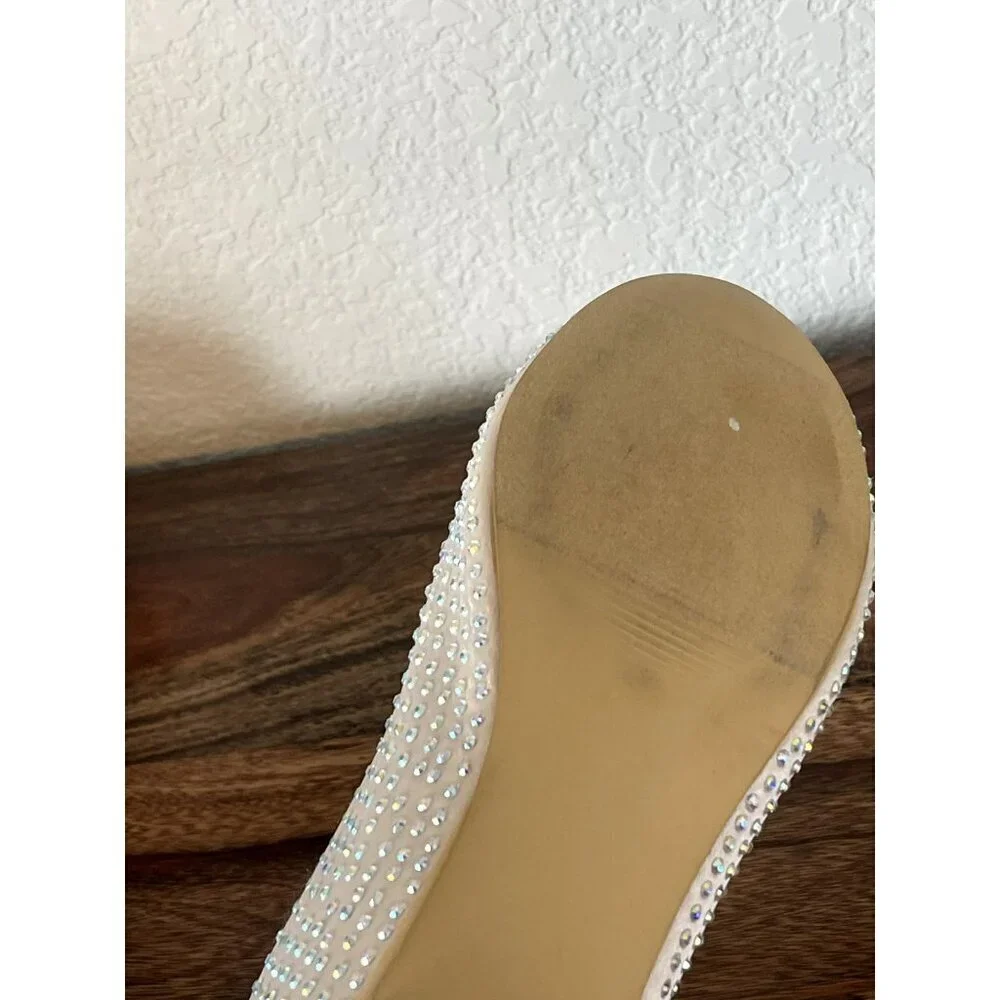 Madden Girl Tazorr Champagne Flat Rhinestone Round Toe 8 Womens NEW